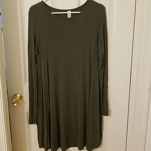 Olive pocket dress. Sm